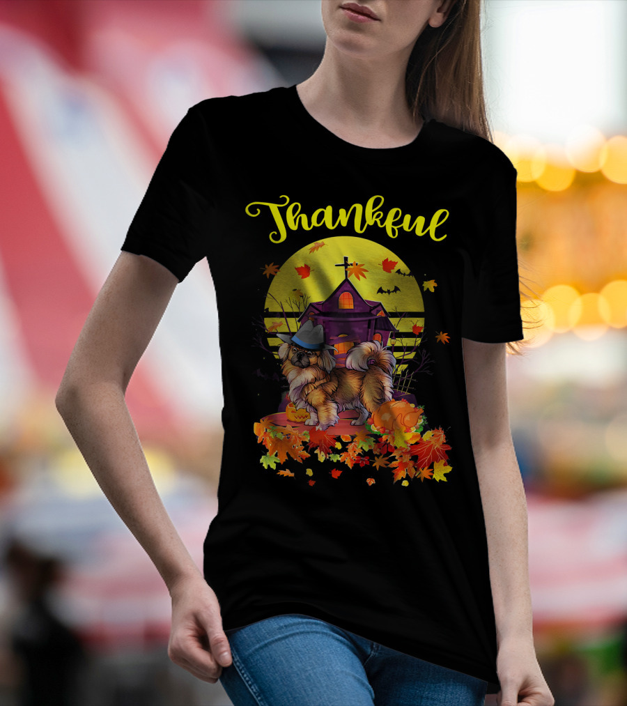 Thankful Pekingese Dog Pilgrim Thanksgiving Costume Pumpkin And Autumn Leaves T-Shirt