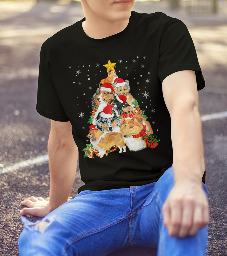 Sheltie Puppies In Santa Hats With Gifts And Star Christmas Tree T-Shirt