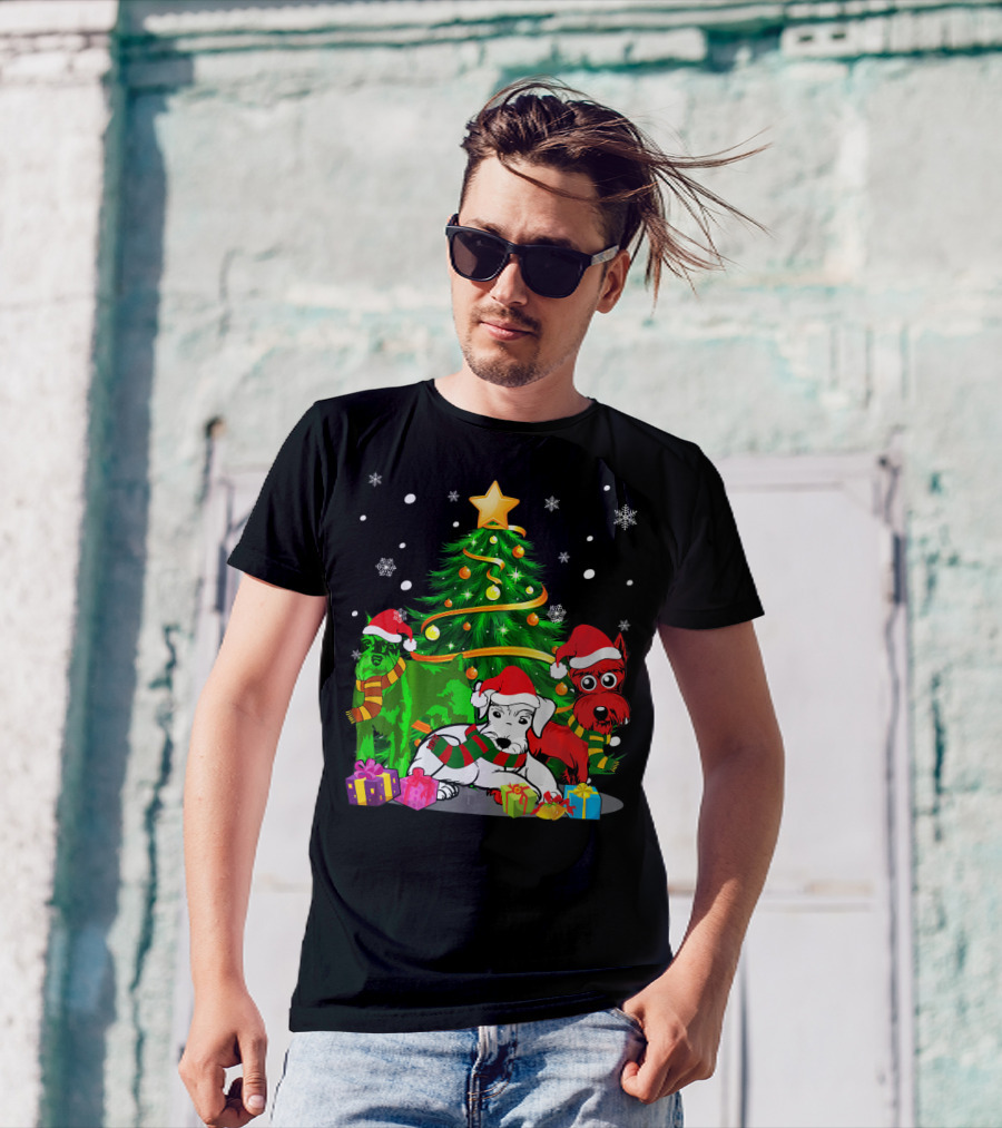 Schnauzer Family Christmas Time With Festive Tree And Gifts T-Shirt