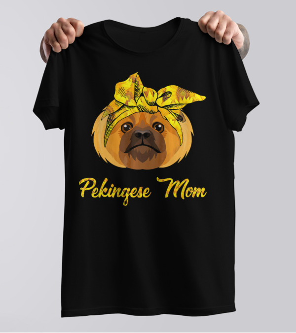 Pekingese Mom Sunflower Bandana T-Shirt