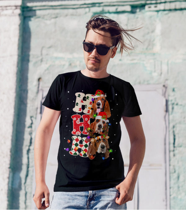 Basset Hound Christmas HO HO HO With Santa Hat And Lights T-Shirt