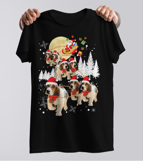 Basset Hound Santa Reindeer Christmas Snowflakes Pine Trees T-Shirt