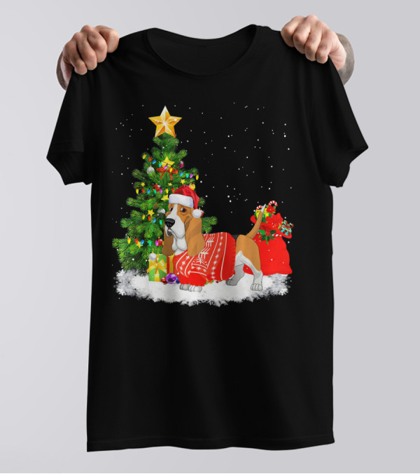 Basset Hound Dog Christmas Tree Santa Hat Red T-Shirt