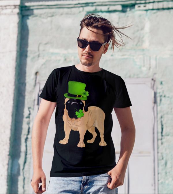 St Patricks Day English Mastiff Dog With Shamrock And Green Hat T-Shirt
