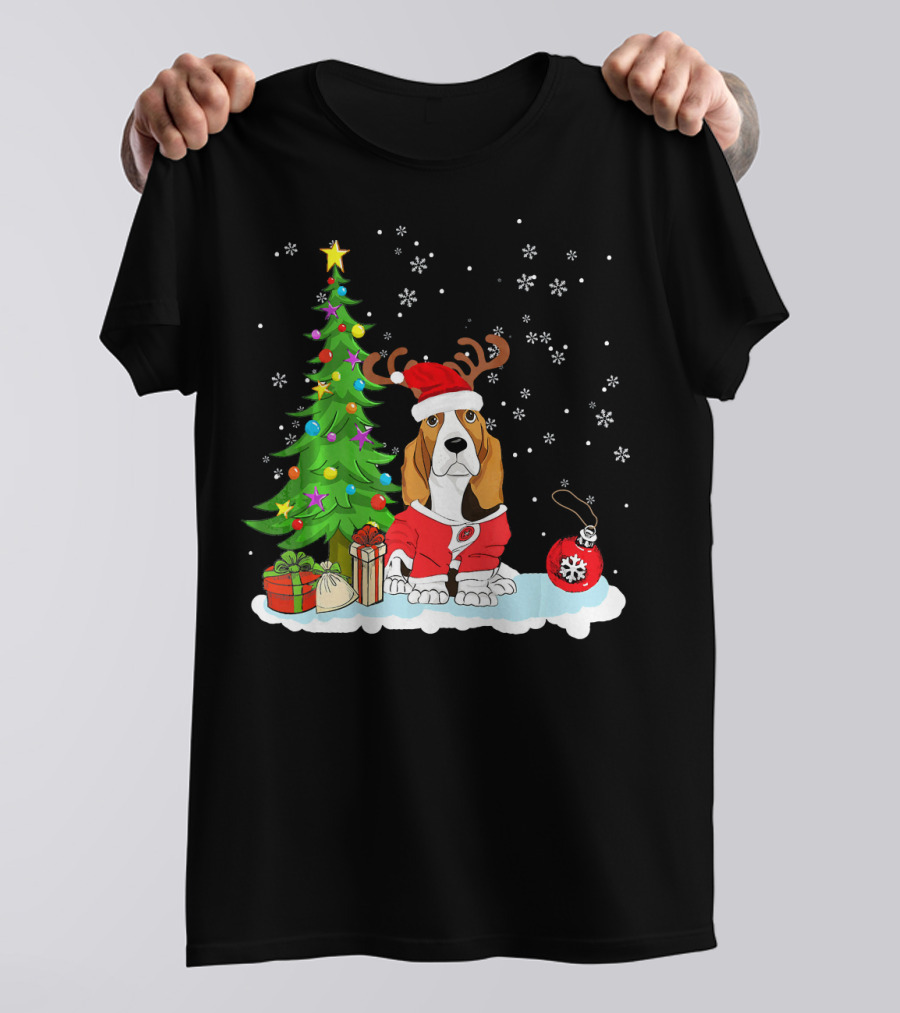 Basset Hound Dog Father Christmas Tree Snowflakes Santa Hat Holiday T-Shirt