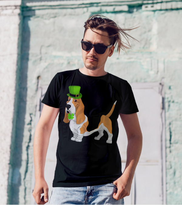 St Patricks Day Irish Basset Hound Dog With Shamrock And Green Hat T-Shirt