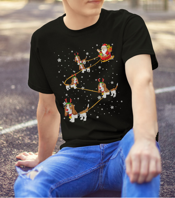 Basset Hound Lover Santa Sleigh Snowflakes T-Shirt