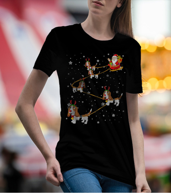 Basset Hound Lover Santa Sleigh Snowflakes T-Shirt