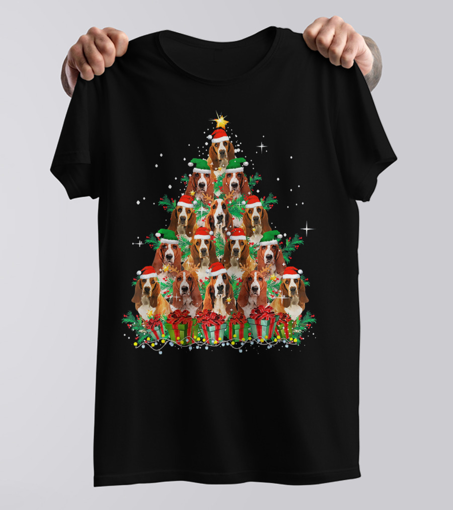 Cute Basset Hound Christmas Tree Santa Hats Presents T-Shirt