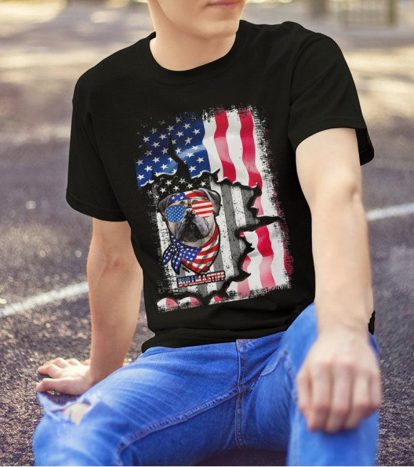 Bullmastiff Dog American Flag Lover Fun T-Shirt