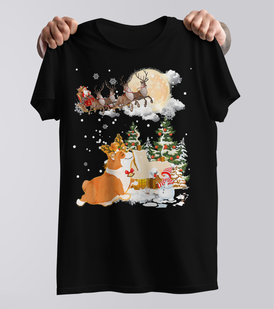 Corgi Comes To Town Santa Reindeer Christmas Scene T-Shirt