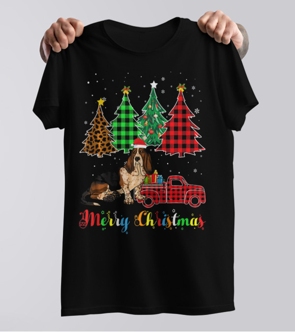 Merry Christmas Basset Hound Red Plaid Truck Festive Trees T-Shirt