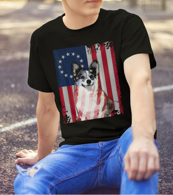 Corgi Wrapped In Betsy Ross Flag USA America Costume T-Shirt