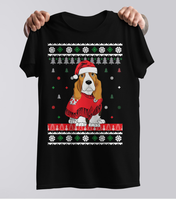 Cute Basset Hound In Santa Hat Christmas T-Shirt