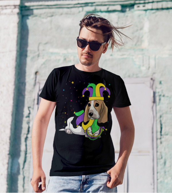 Basset Hound Jester Hat Mardi Gras Beads T-Shirt