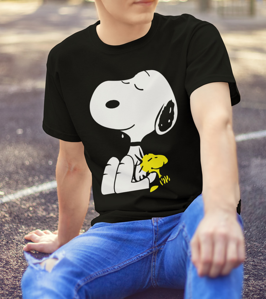 Snoopy Sleep In Peace With Woodstock Sleeping In Black And White Peanuts Comic T-Shirt