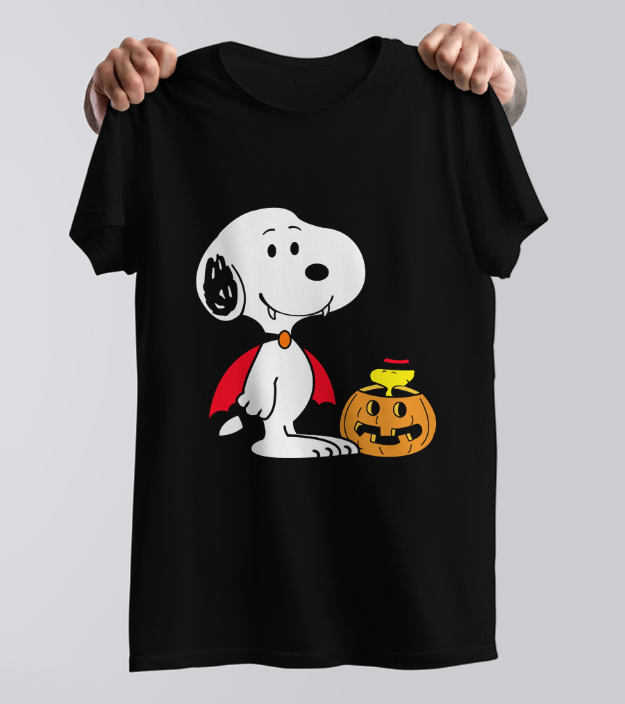 Snoopy Halloween Vampire With Woodstock In Pumpkin Hat T-Shirt