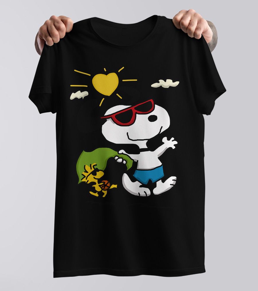 Snoopy And Woodstock Summer Fun Sun Heart Sunglasses T-Shirt