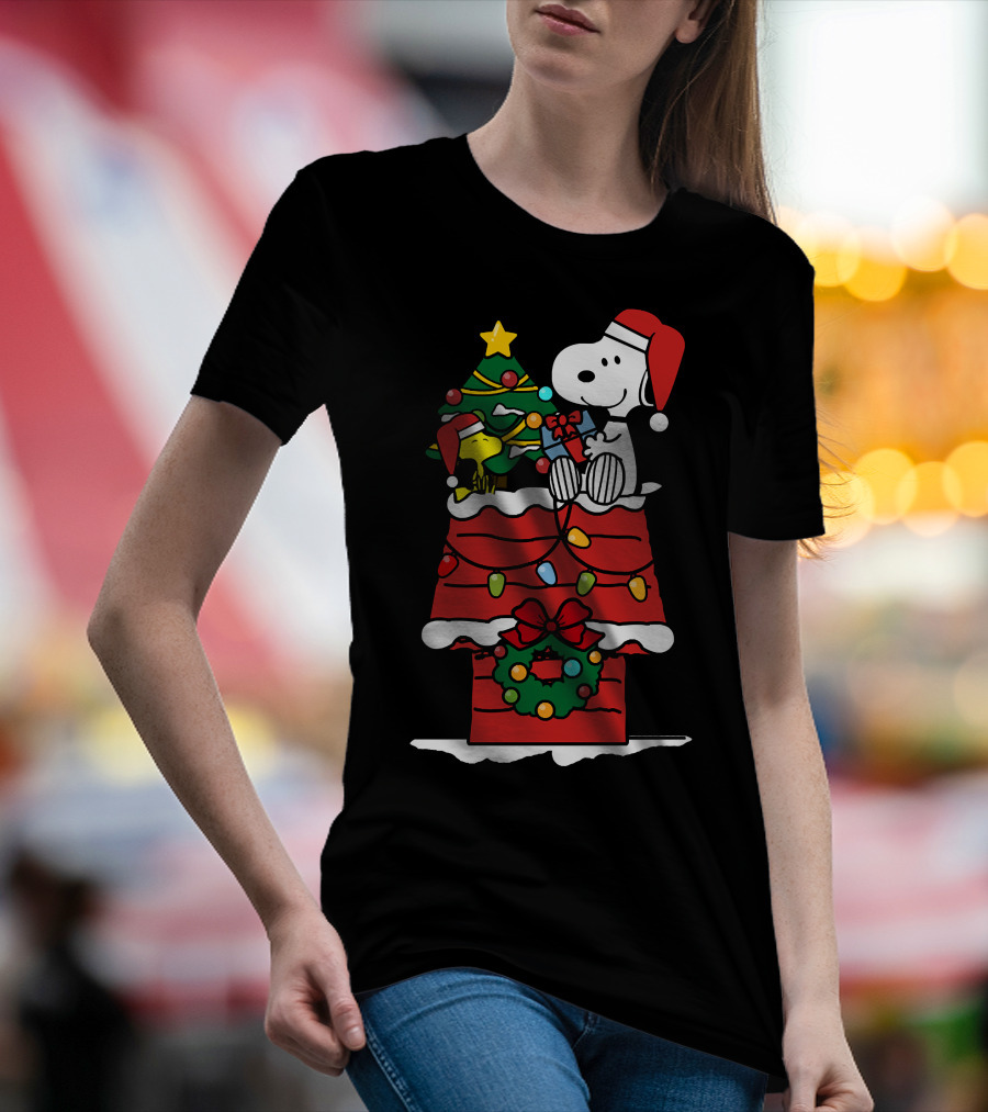 Snoopy And Woodstock Celebrate Christmas On Doghouse With Santa Hats And Tree T-Shirt