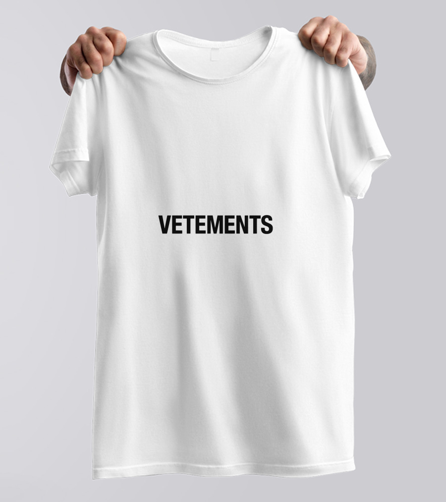 Vetements Bold Black Text Simple T-Shirt