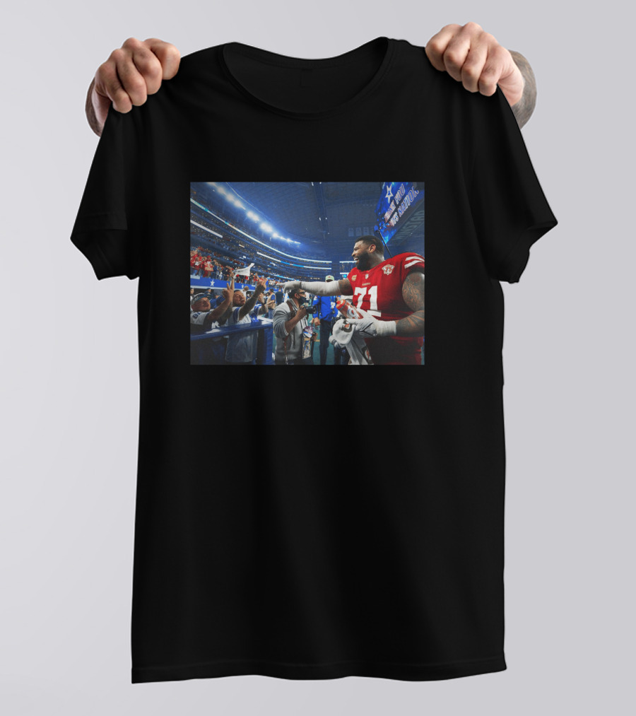 Cowboys Fans Interacting With Trent Williams At Stadium Event T-Shirt