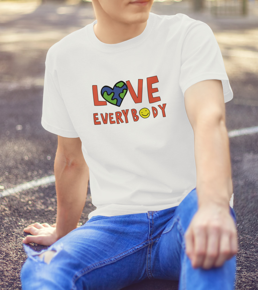 Love Everybody Heart Earth Smile Marquez Valdes-Scantling Chnge Merch T-Shirt
