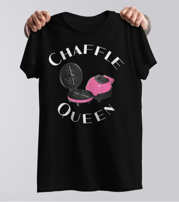 Chaffle Keto Waffle Chaffle Queen With Pink Waffle Maker T-Shirt