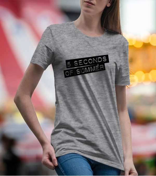 5 Seconds Of Summer Draped Black Text On Grey Background T-Shirt