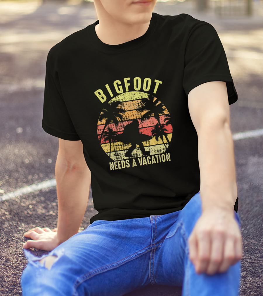 Bigfoot Needs A Vacation Retro Vintage Hawaiian Sunset T-Shirt