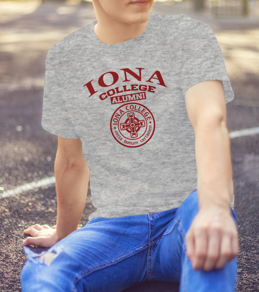 Iona College Alumni Certa Bonum Certamen T-Shirt