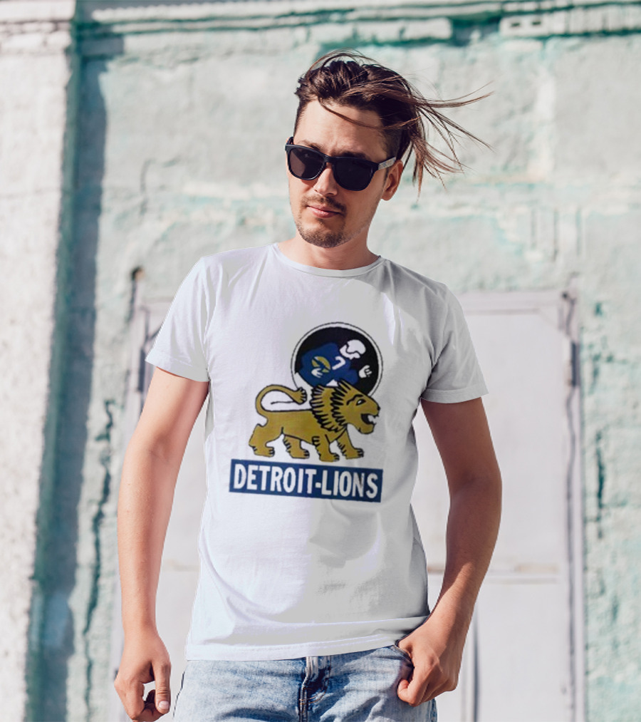 Detroit Lions Retro Style Lion Emblem T-Shirt
