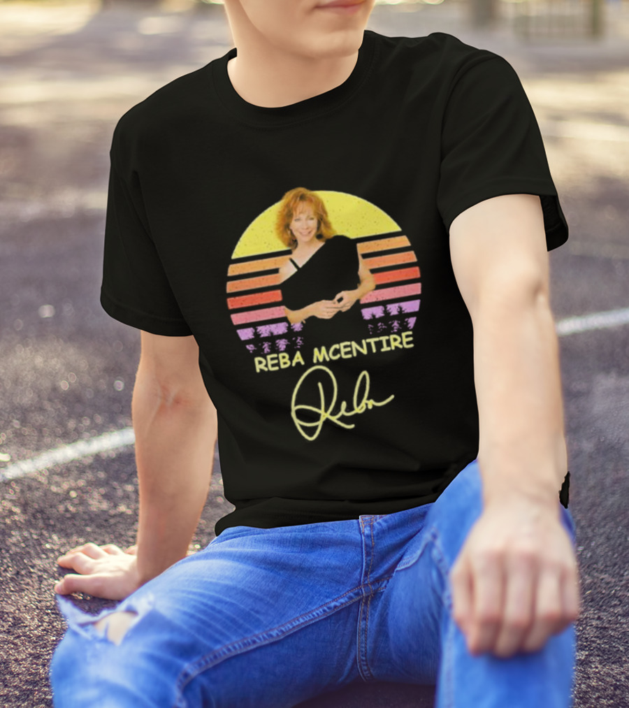 Reba McEntire Vintage Smile Signature Retro Sunset Image T-Shirt