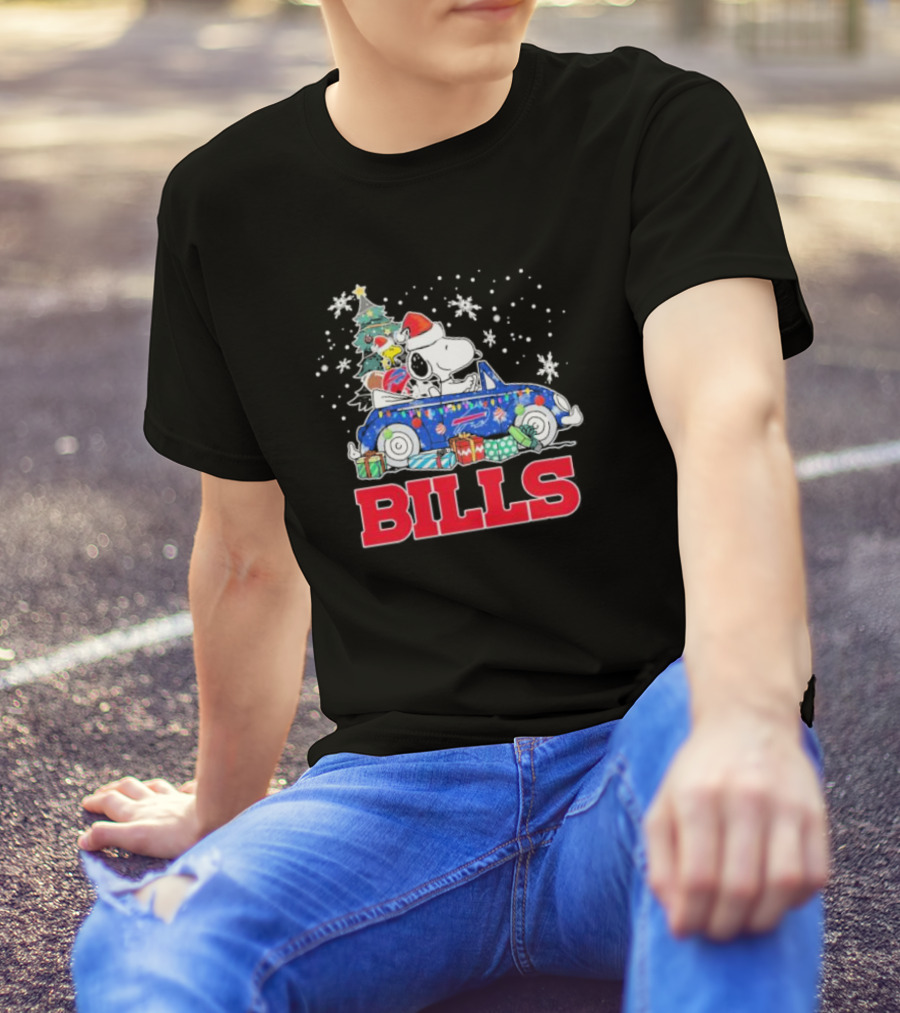 Peanuts Snoopy Woodstock Christmas Car Buffalo Bills Flag Winter Snowflakes T-Shirt