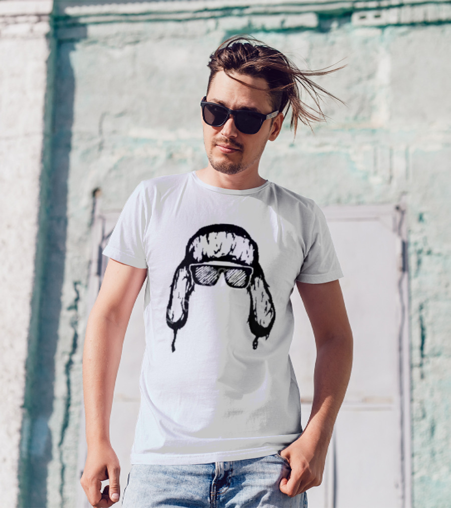 Hooja Karvalakki Fur Hat With Sunglasses T-Shirt