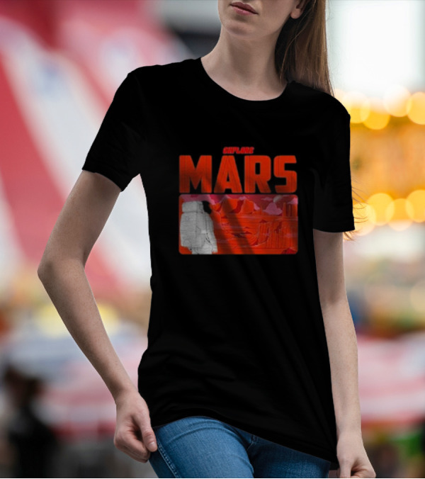 Explore Mars Astronaut Adventure Red Landscape T-Shirt