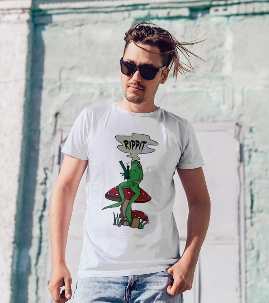 Fourtwenty Rippit Frog Smoking On Mushroom T-Shirt