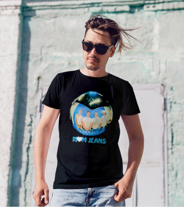 Mom Jeans Band Fisheye Group Photo Orb T-Shirt
