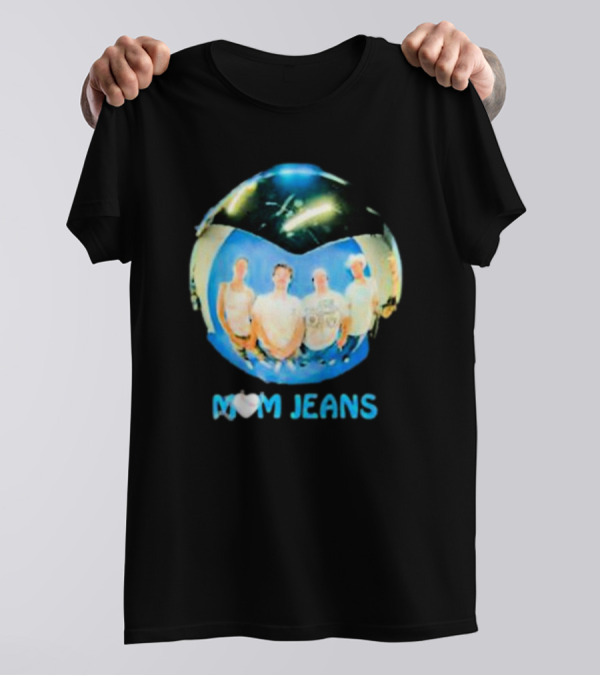Mom Jeans Band Fisheye Group Photo Orb T-Shirt