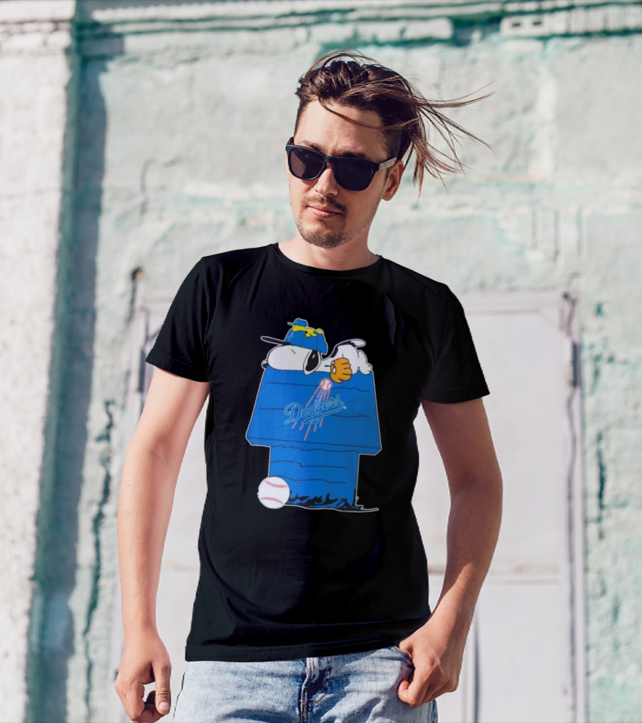 Snoopy And Woodstock Sleeping On Los Angeles Dodgers Doghouse With Baseball T-Shirt