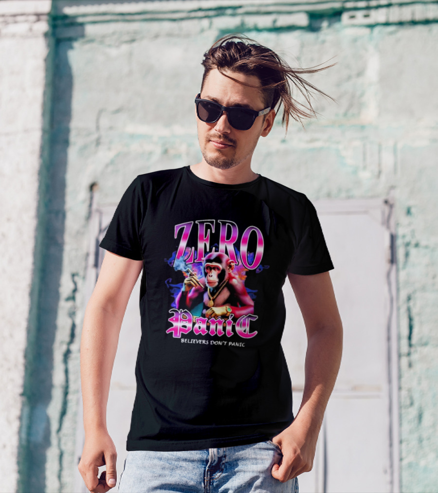 ZERO Panic Believers Don’t Panic Chimpanzee Smoking Hip-Hop T-Shirt