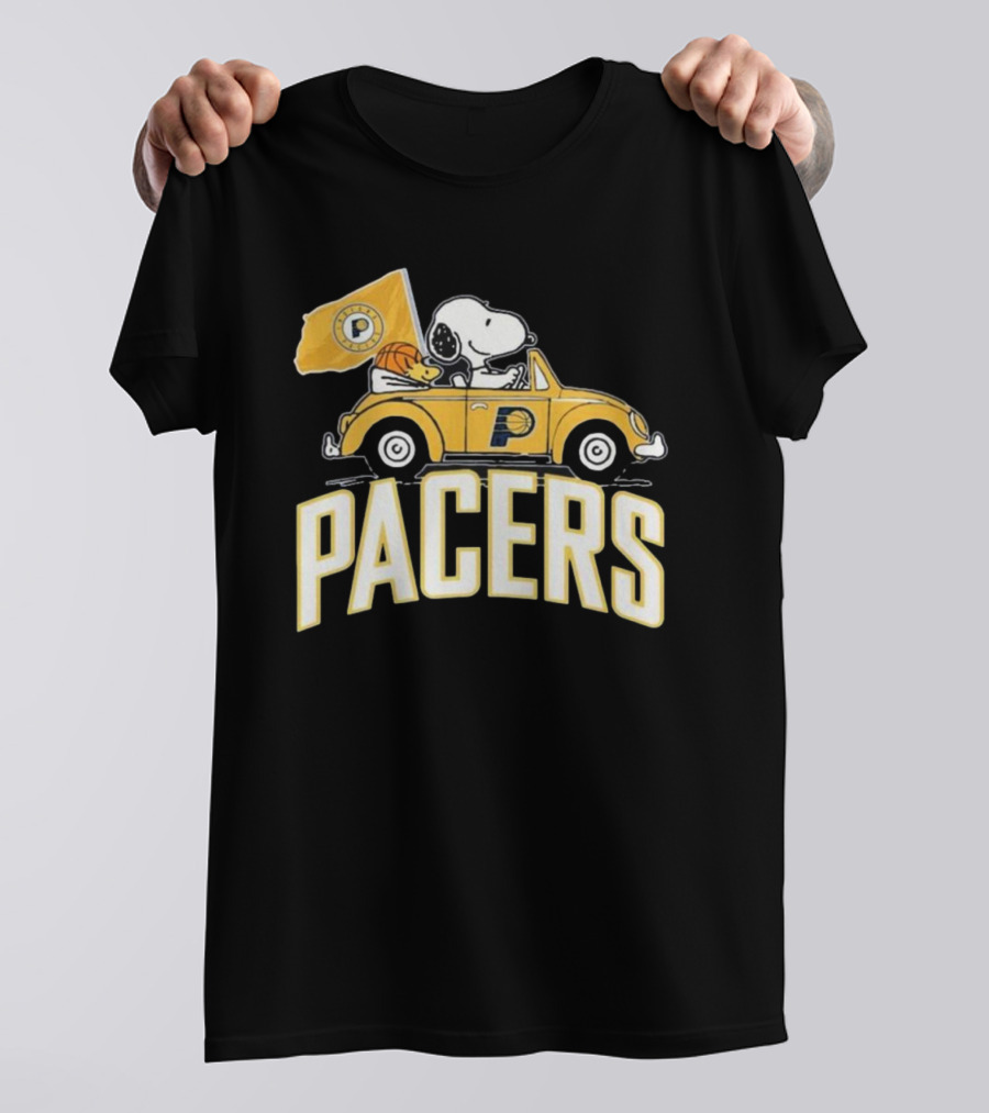 Indiana Pacers Snoopy Fan Forever Basketball Team Car Flag T-Shirt