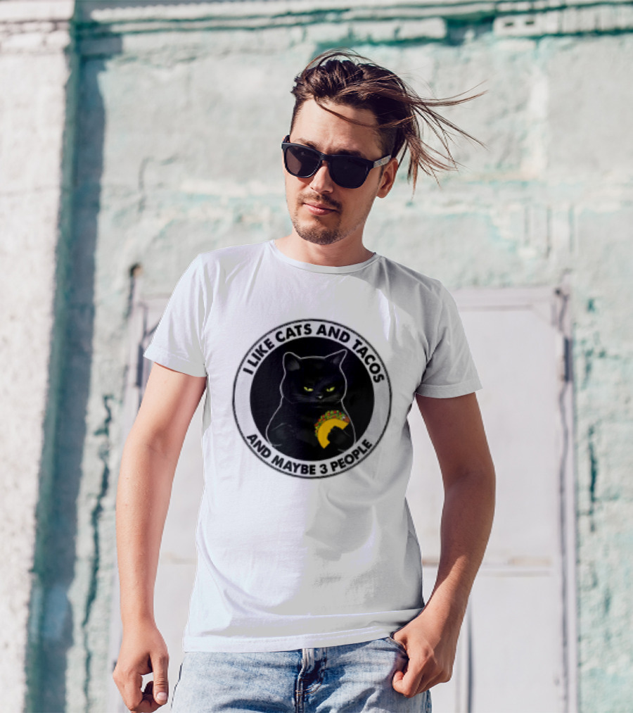 Black Cat I Like Cats And Tacos And Maybe 3 People T-Shirt