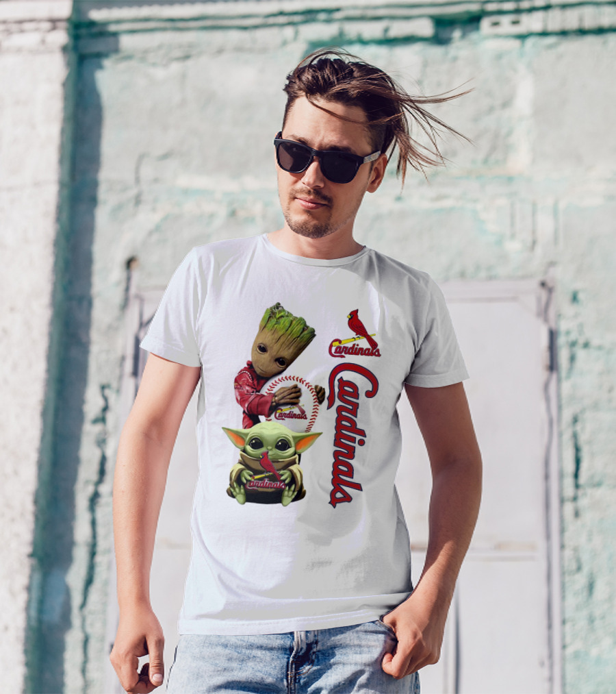 Baby Groot And Baby Yoda Hugging St. Louis Cardinals Baseball T-Shirt