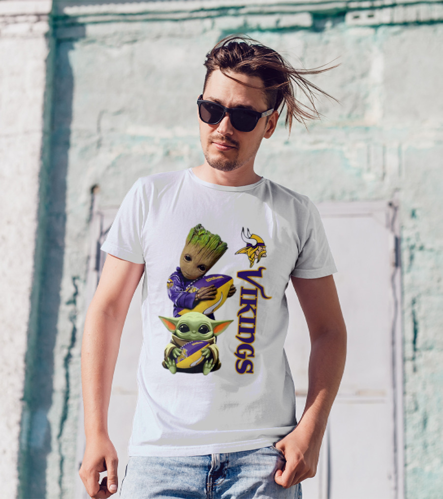 Baby Groot And Yoda Hugging Minnesota Vikings Football T-Shirt