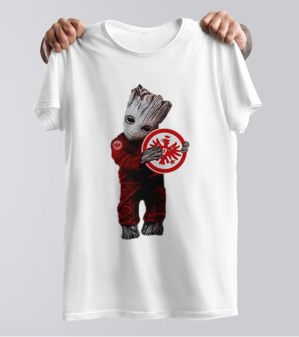 Baby Groot Hugging Eintracht Frankfurt Emblem T-Shirt