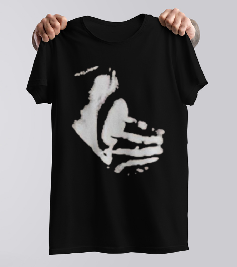 Portal Camila Brasil I Luv It Photo Optical Illusion Black And White Hand Face T-Shirt