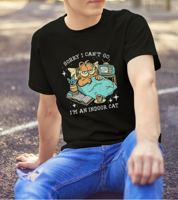 Sorry I Can’t Go I’m An Indoor Cat Funny Garfield Bedtime Relaxation T-Shirt