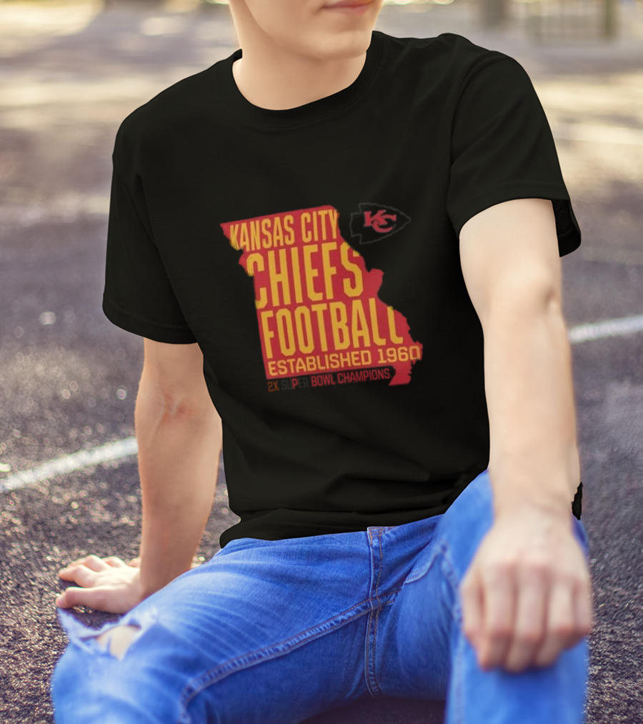 Kansas City Chiefs Football Established 1960 2x Super Bowl Champions T-Shirt