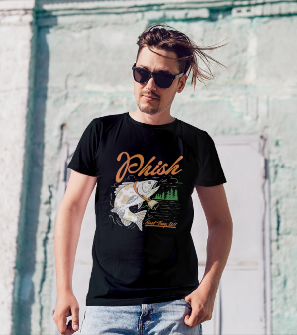 Phish East Troy WI Moo Fish July T-Shirt