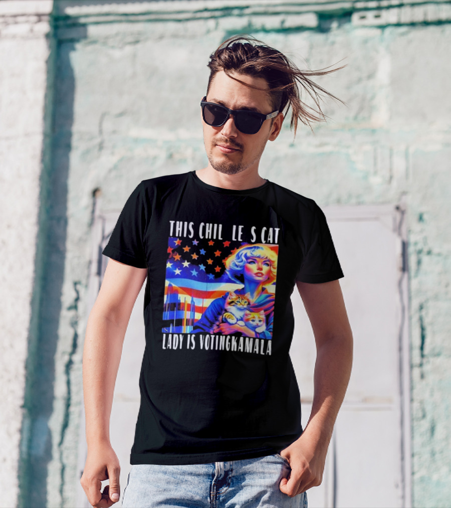 This Childless Cat Lady Lady Is Voting Kamala T-Shirt